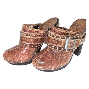 Rustic Vince Camuto Clogs